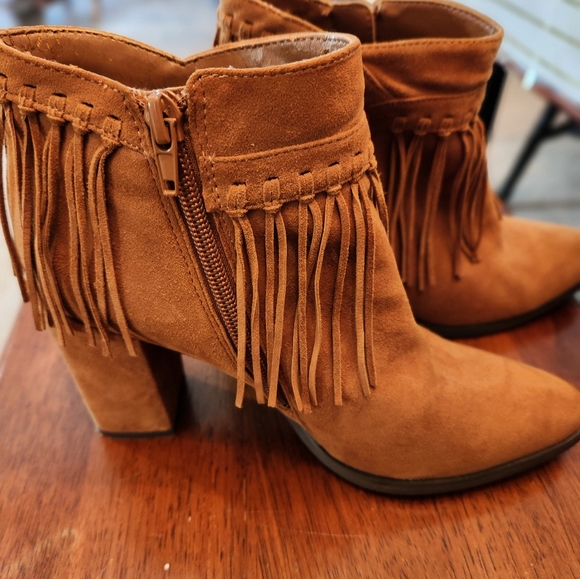 Nine West boots - Picture 2 of 12
